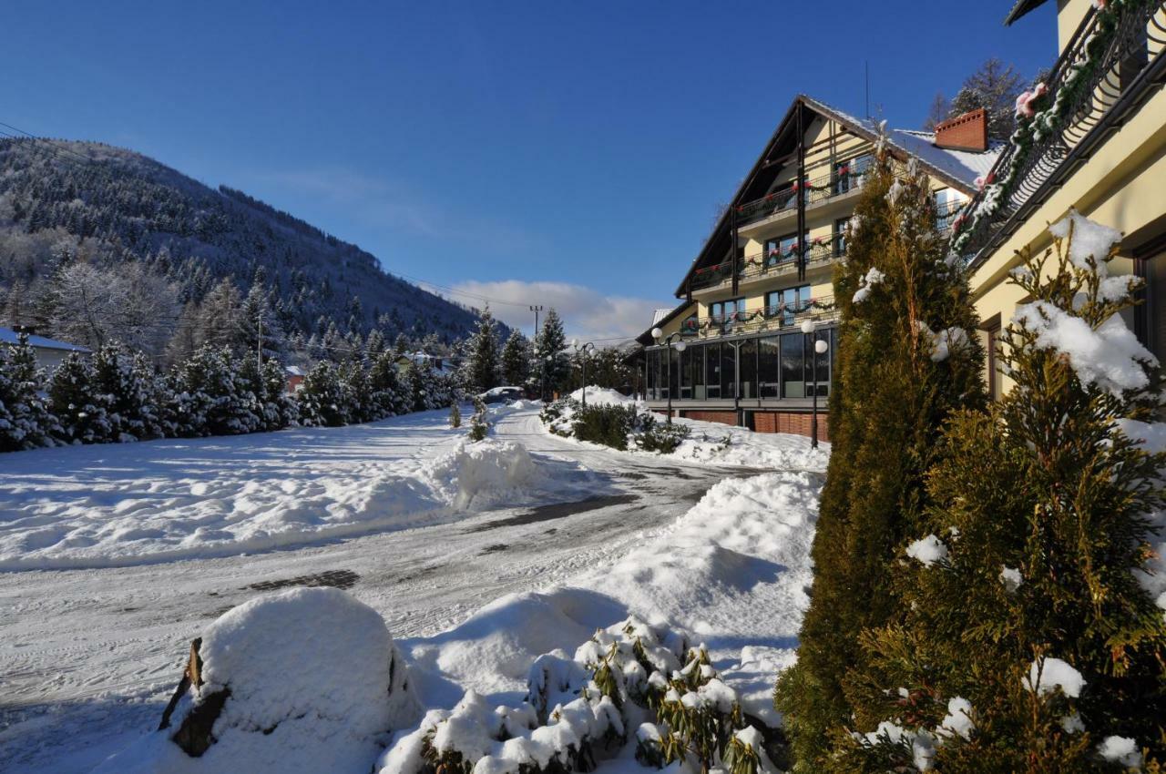 Hotel Zimnik Luksus Natury Spa & Wellness Ostre Экстерьер фото